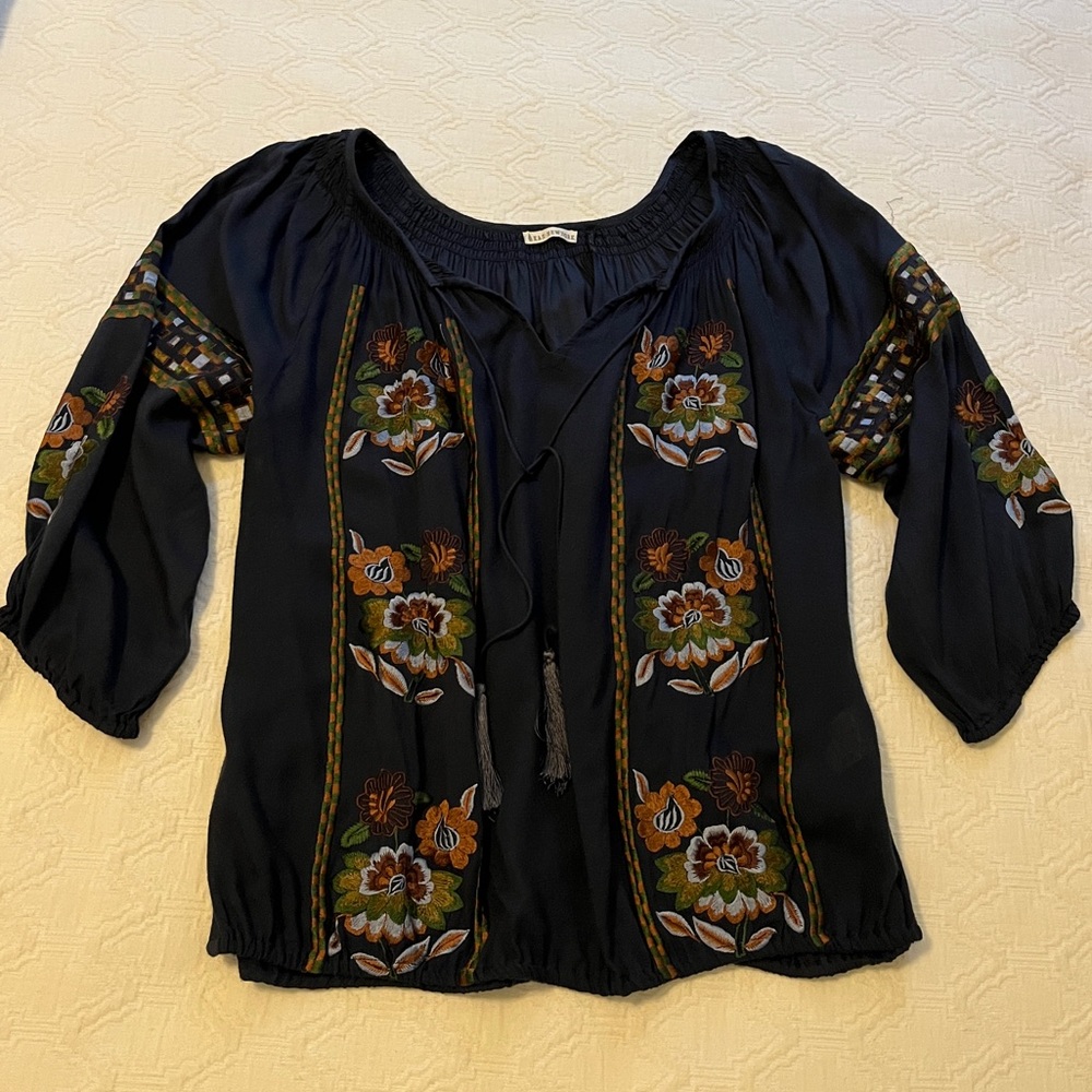 Anthropologie peasant style shirt- size small